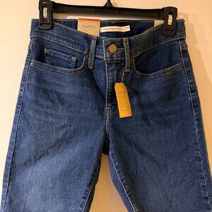Womens Levi's Shorts